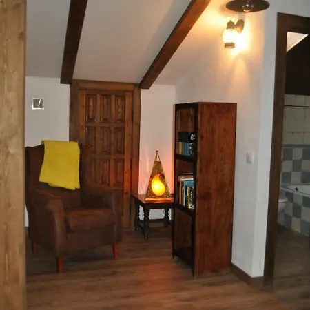 Casa 5 Canos Nyaraló Sotillo de la Adrada